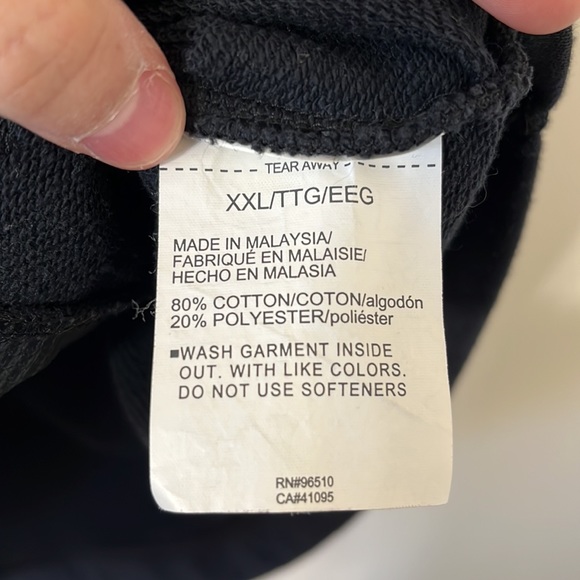 Under Armour Men’s Project Rock Black Terry Bull Sleeveless Hoodie Size XXL - Picture 8 of 9